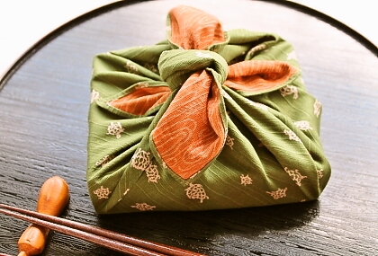 Furoshiki mit einer Bento Box